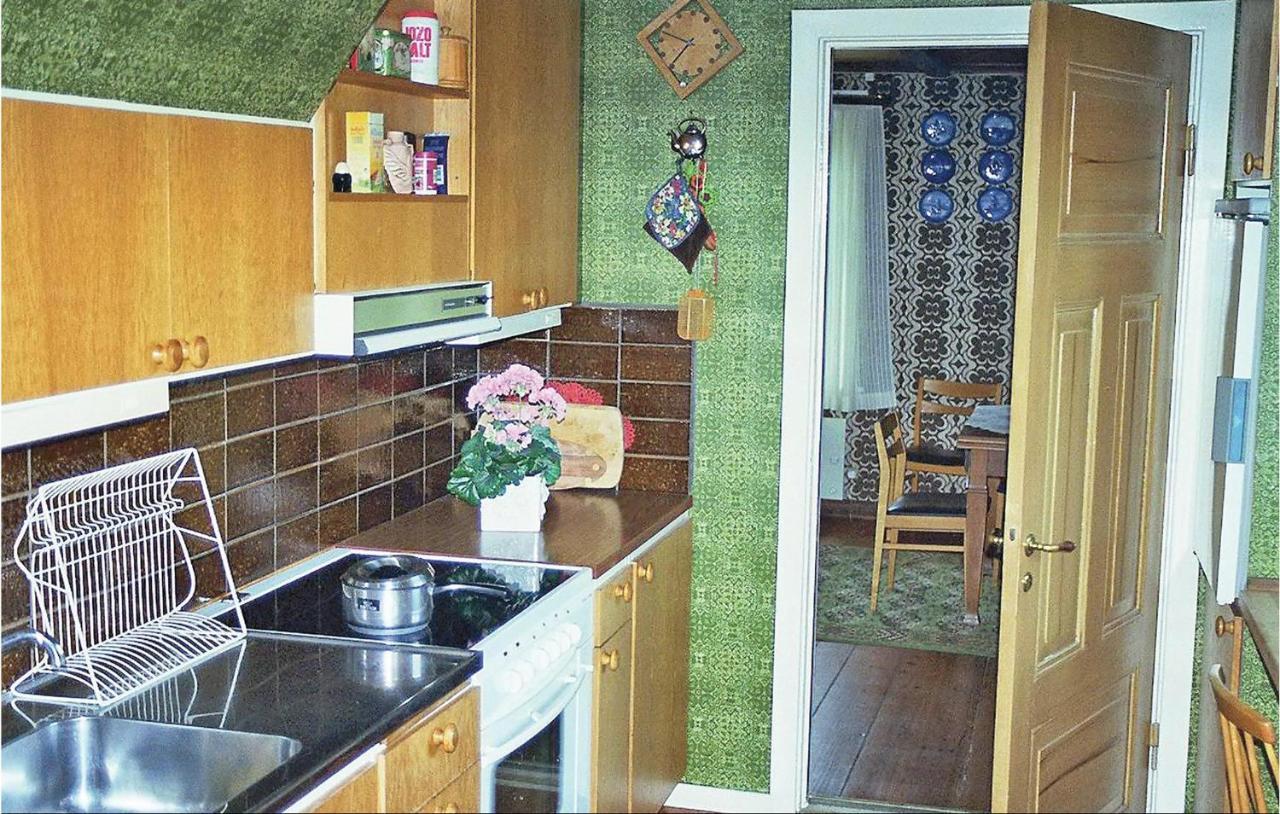 3 Bedroom Beautiful Home In Kristdala Malghult Eksteriør billede